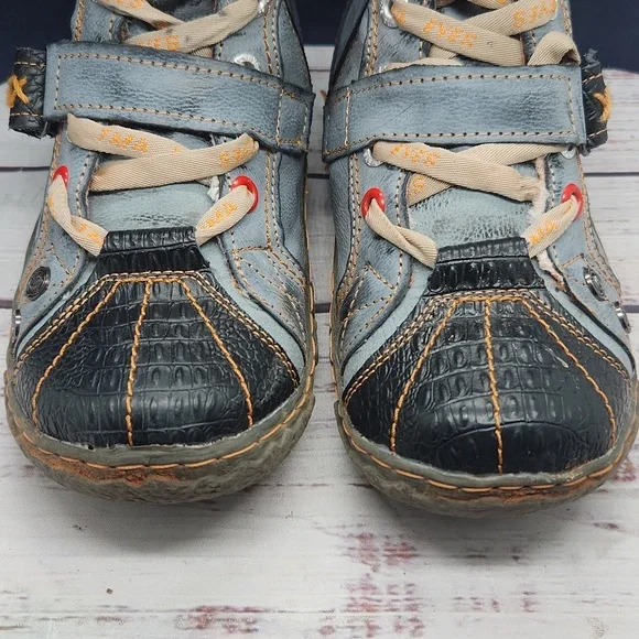 TMA Eyes Winter Strappy Boots Gray Women’s Size 6.5 - Picture 5 of 11